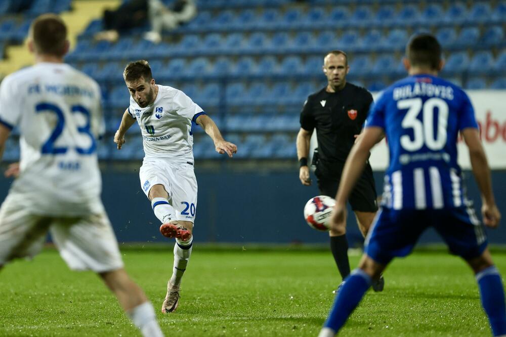 Vušurović je donio pobjedu Mornaru protiv lidera, Foto: FSCG