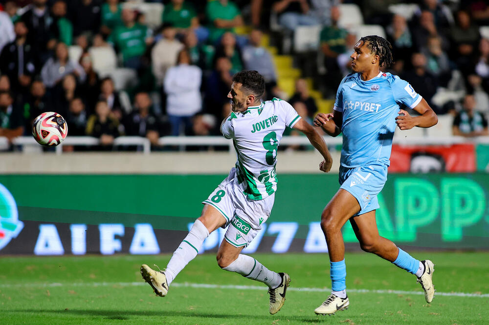 Jovetić na jednom od mečeva Omonije, Foto: OMONOIA FC/Facebook