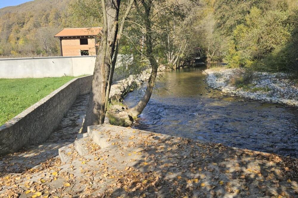 Nelegalni objekti pored rijeke Bistrice, Foto: Euromost