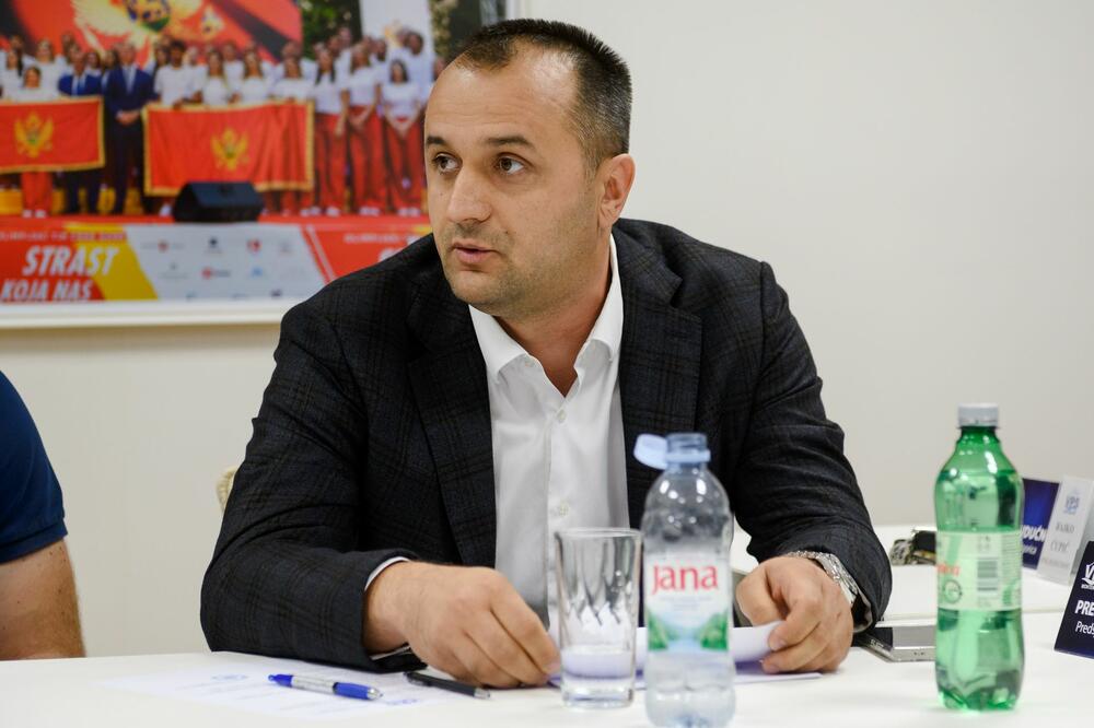 Nikola Milić na današnjoj Izbornoj skupštini, Foto: VPSCG