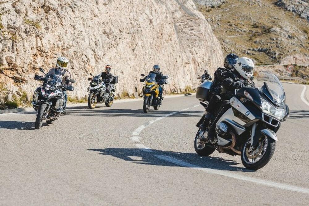 <p>U subotu je BMW Mottorad Voli Motors organizovao fenomenalnu vožnju i druženje sa moto zajednicom.</p>