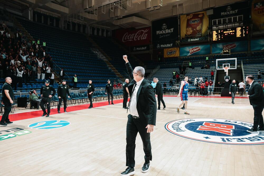 Radonjić nakon pobjede nad Hapoelom u "Pioniru", Foto: Bahçeşehir Koleji Spor Kulübü/X