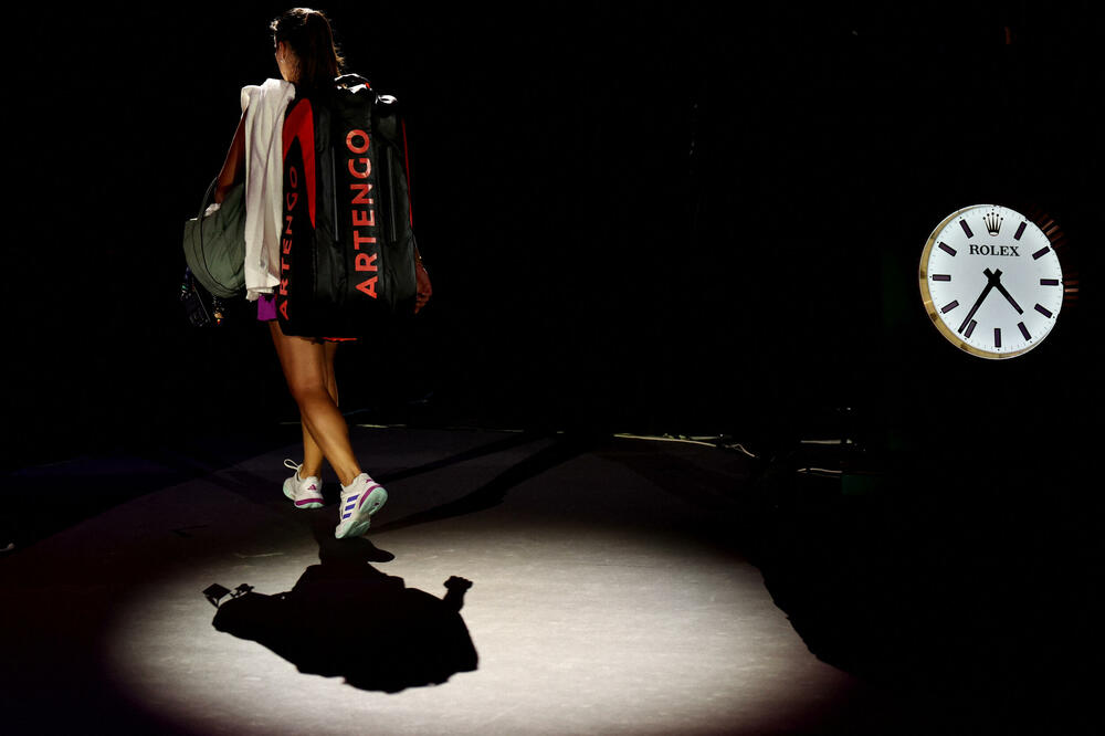 Kasatkina je napunila torbu dolarima za 53 minuta na terernu, Foto: REUTERS