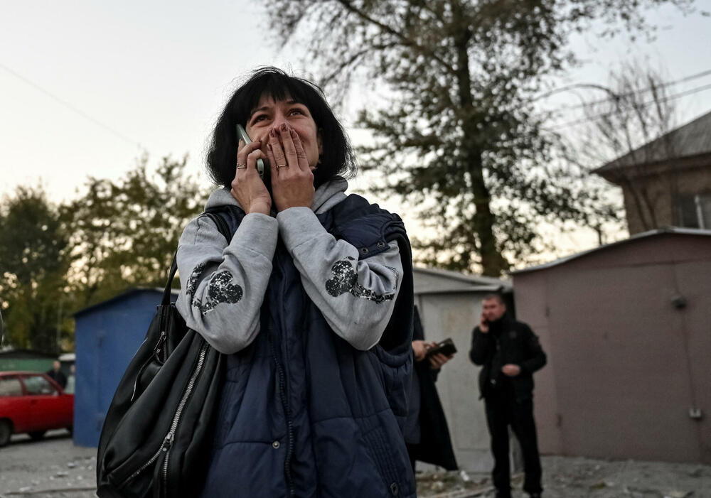 <p>Predsjednik Volodimir Zelenski, koji prisustvuje samitu evropskih lidera u Budimpešti, pozvao je saveznike Ukrajine da obezbijede više oružja kako bi pomogli Kijevu da odbrani nebo</p>