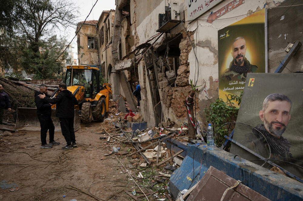 Detalj nakon jednog od izraelskih napada na Bejrut, glavni grad Libana, Foto: Reuters