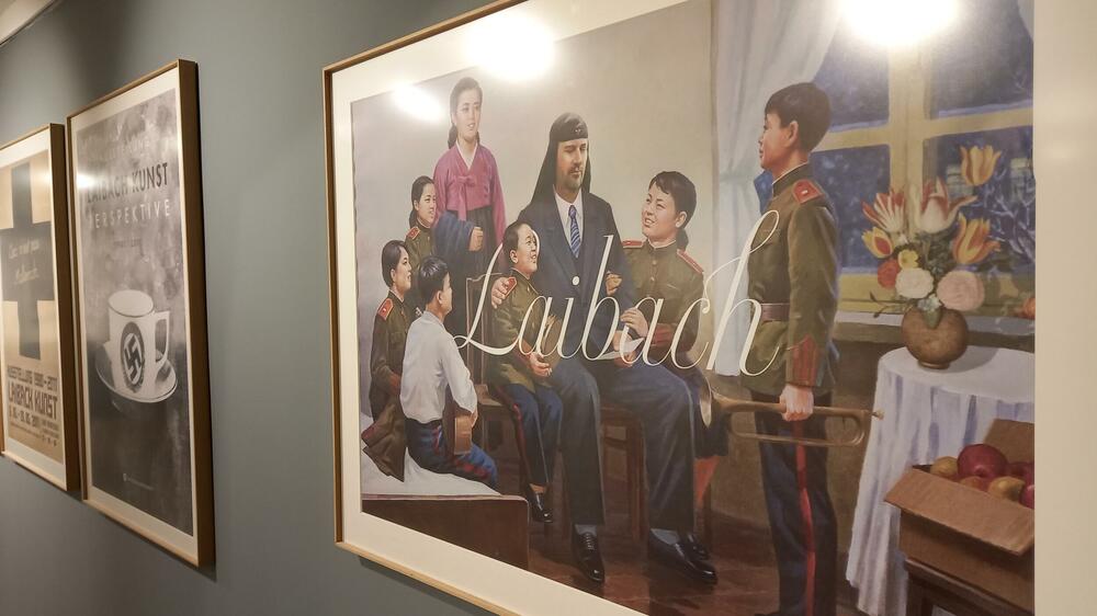 <p>U Podgorici otvorena izložba "Ausstellung! Laibach Kunst: Revolucija još traje". Osnivač i umjetnički direktor grupe Lajbah Ivan Novak predlaže i drugi dio postavke, ali i koncert u Podgorici</p>