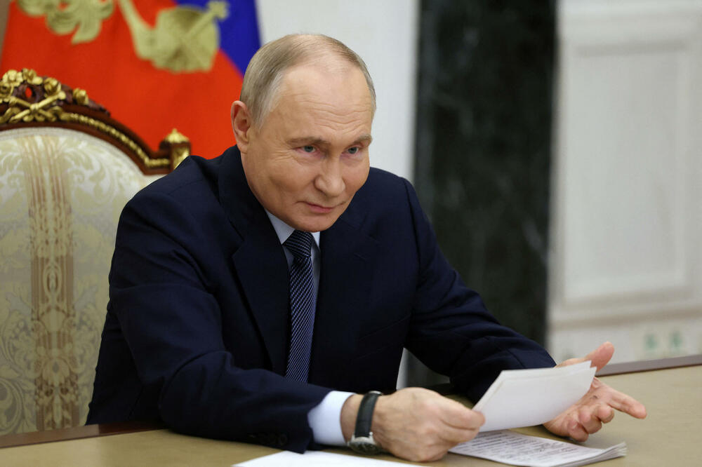 Putin na sastanku sa predstavnicima Ministarstva odbrane, Foto: REUTERS