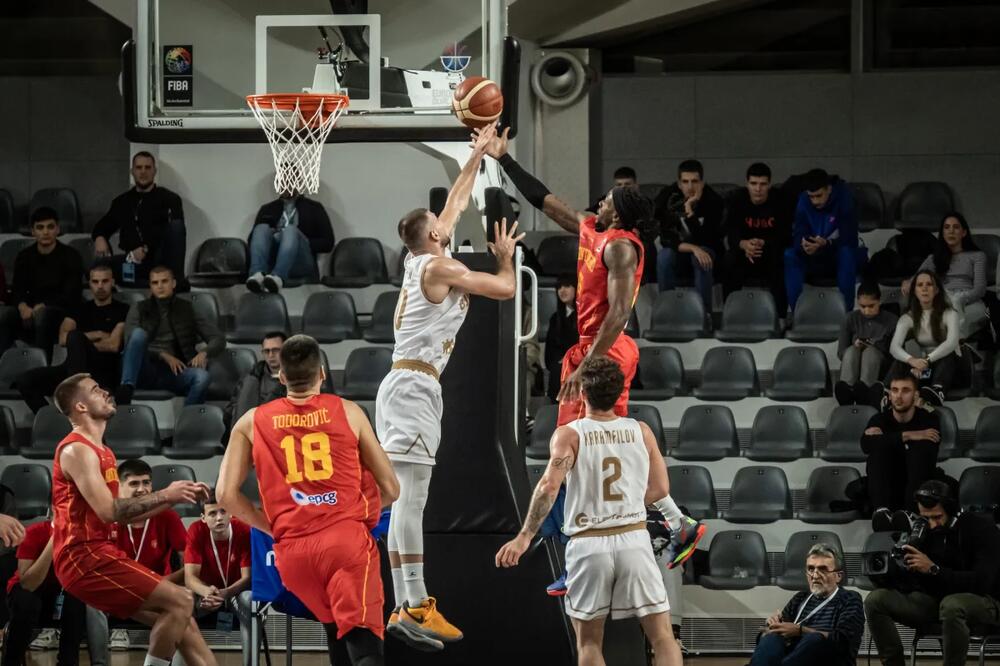 Peri se sjajnom predstavom oprostio od domaćih navijača, Foto: FIBA