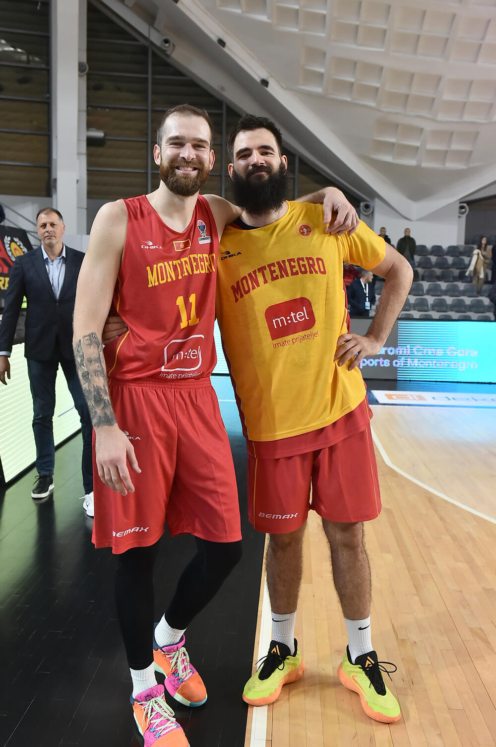 <p>Košarkaška reprezentacija Crne Gore savladala sinoć u "Bemax areni" Bugarsku (85:62) i napravila bitan korak ka Eurobasketu</p>