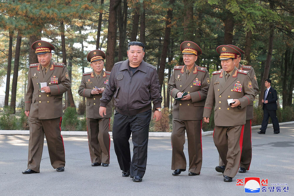 Kim Džong Un tokom inspekcije 2. korpusa sjevernokorejske armije, Foto: Reuters