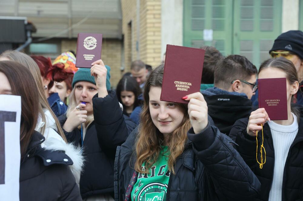 Od početka decembra traju protesti studenata i blokade fakulteta širom Srbije, Foto: BETAPHOTO