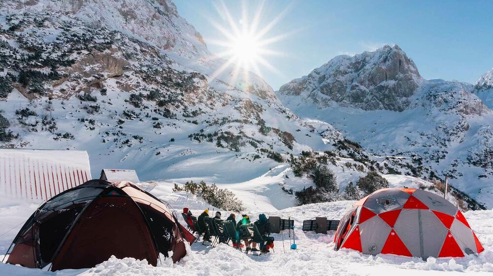 Fotografija kojom se na sajtu privatne kompanije reklamira turistička ponuda