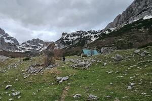 Država planina, mnoge bez domova