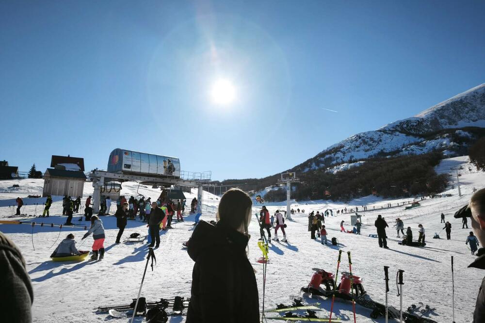 Na Savinom kuku više stotina turista