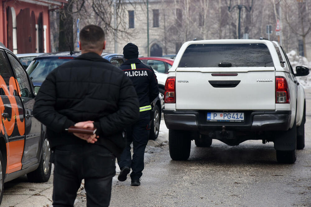 Policajci na Cetinju dan nakon masakra, Foto: Luka Zekovic