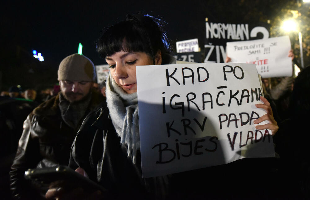 <p>Pogledajte fotografije sa protesta u Podgorici</p>