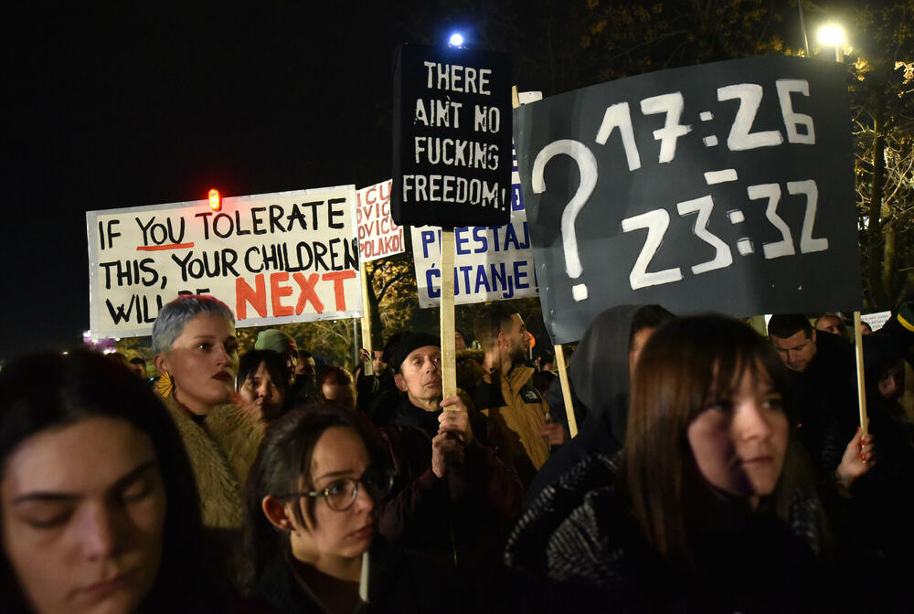 <p>Pogledajte fotografije sa protesta u Podgorici</p>