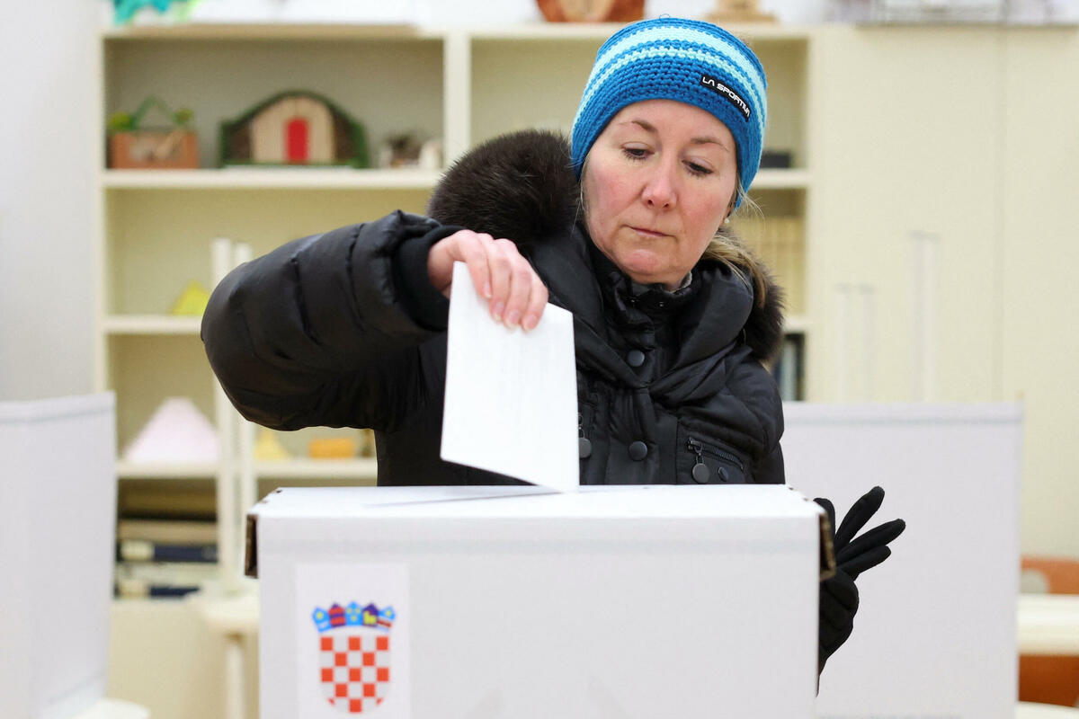 Drugi krug predsjedničkih izbora u Hrvatskoj - Milanović ili Primorac: Do 11.30 glasalo 13,8 odsto birača