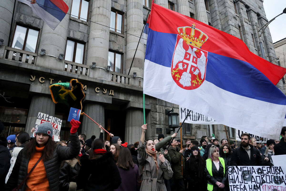 Protest u Beogradu: Studenti tvrde da je vlast prekršila šest članova Ustava