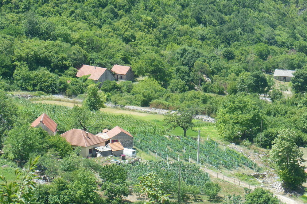 Zagrmi u Sloveniji, sela Nudo i Orah ostanu u mraku