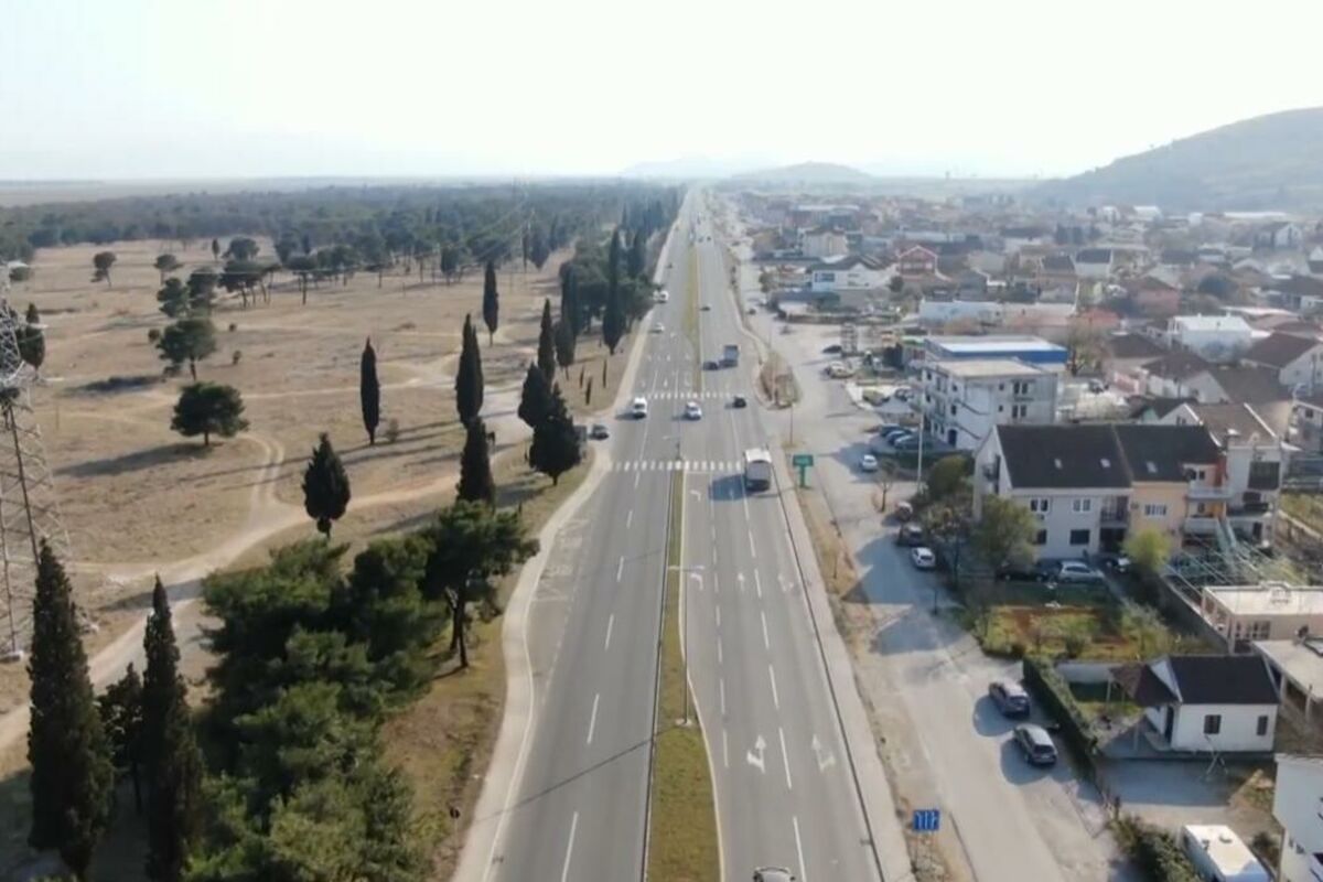 Rješenje za saobraćajne gužve u Podgorici: Centar da bude pješačka zona, efektivne kazne za nepropisno parkiranje...